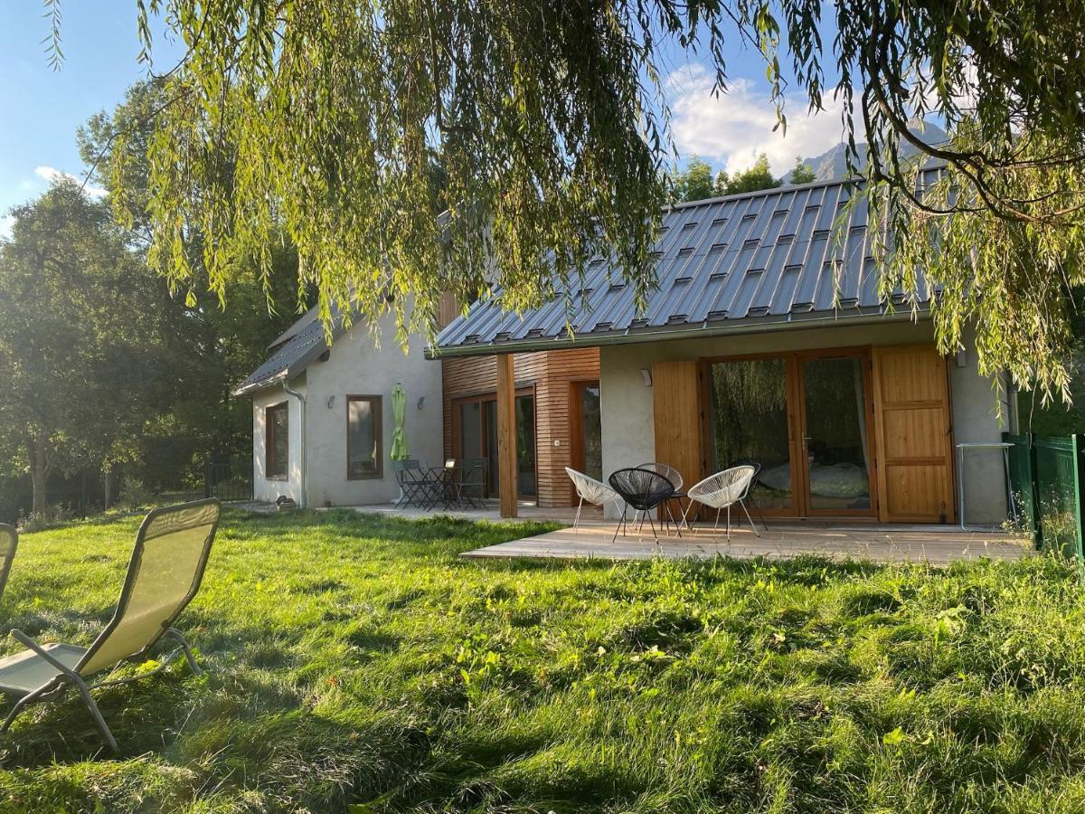 Maison Refaite A Neuf En Pleine Nature Puy-Saint-Eusebe Екстериор снимка